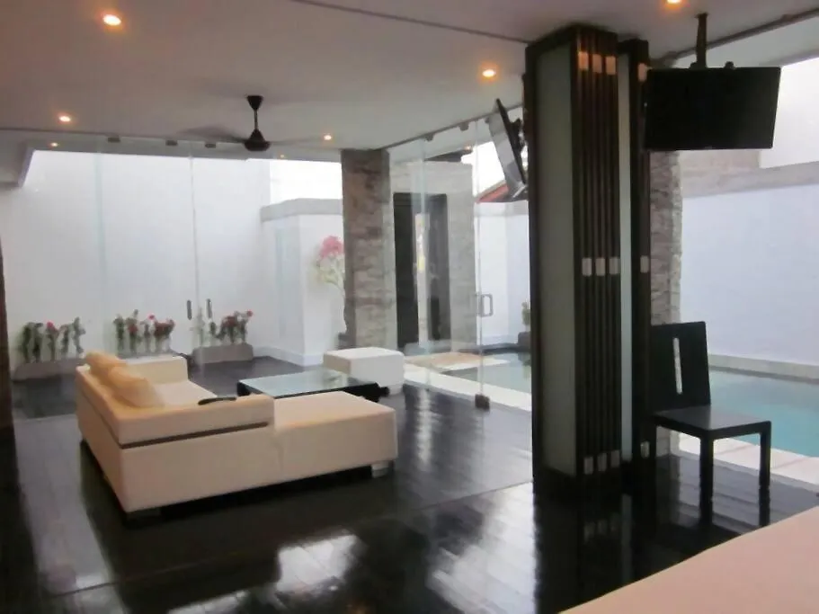 הוילה סמיניאק 40 Off Special Brilliant Location